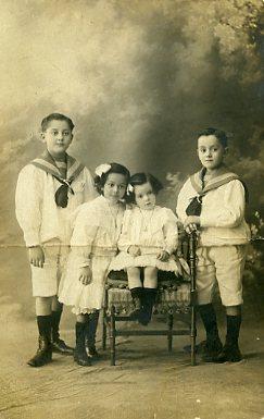 Familia Canovas Rigalt.jpg