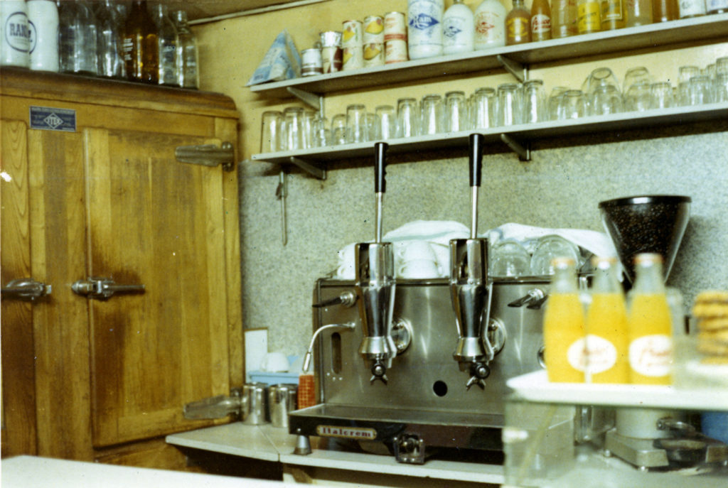 Montserrat Puig005 - br.jpg