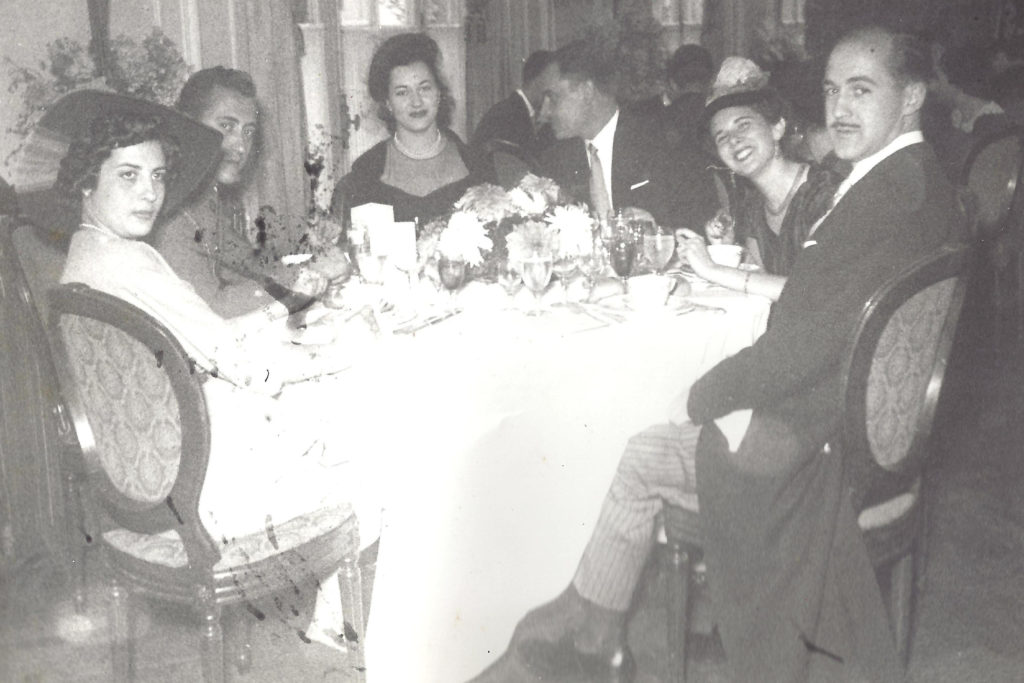 Parrilla rITZ CARLOS MARIA TERESA.jpg