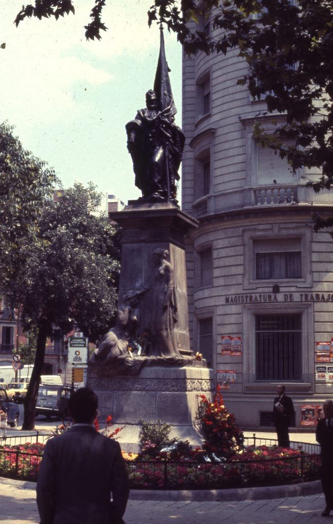 Col·locació del monument a Rafael Casanovas II