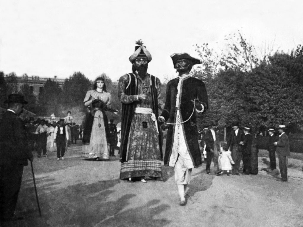 Plantada de Gegants al Parc de la Ciutadella, 1902 (Eusebi Vidal Ribas-Güell, AFB)